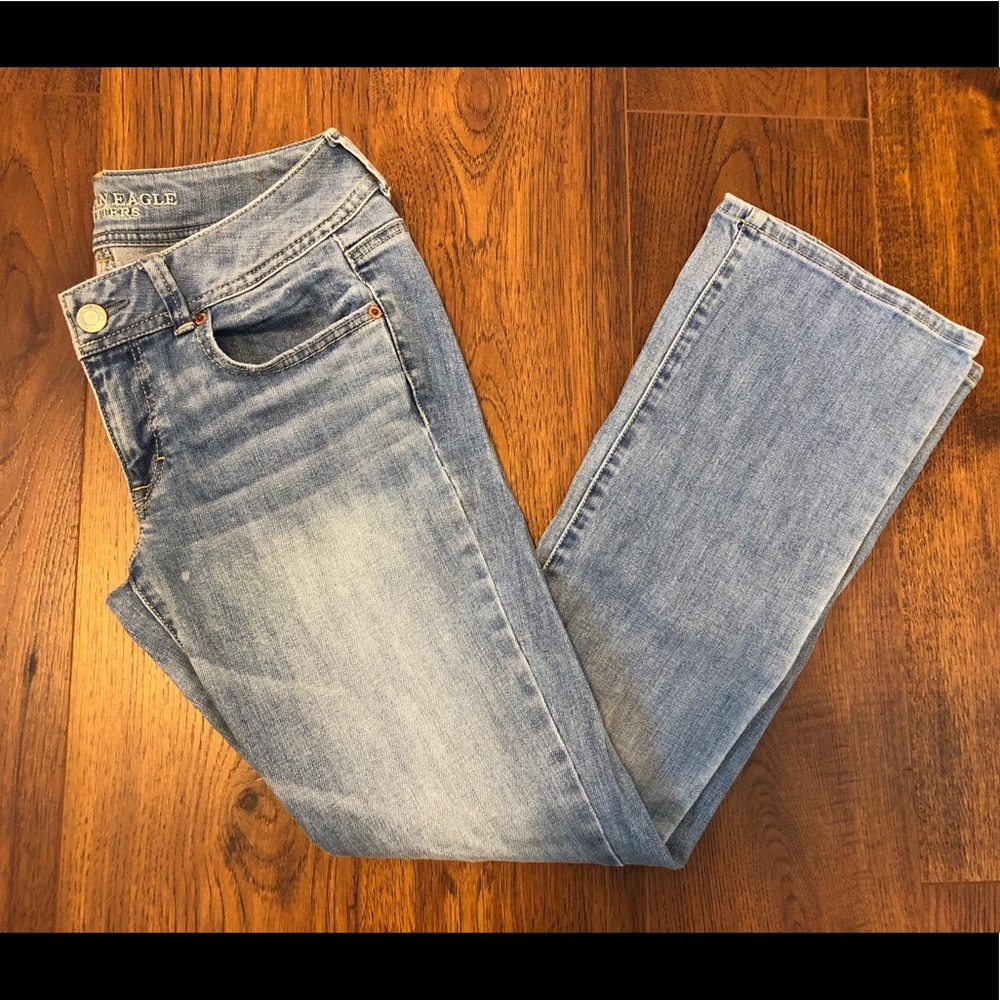 Women’s American Eagle Kick Boot Jeans size 8